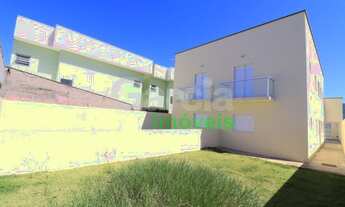 Imagem: Casa sobreposta pavimento superior em Peruíbe