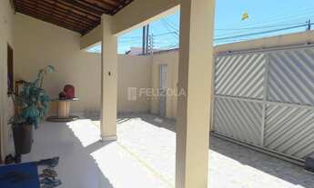Imagem 5: Casa com Ponto Comercial à Venda no Bairro Aeroporto, Aracaju-SE