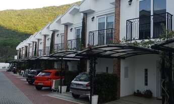 Imagem 2: Casa armação Casa em condomínio com 3 dormitórios