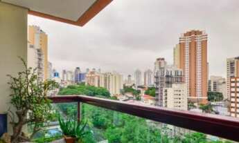 Imagem 2: Apartamento para venda com 225 metros quadrados com 4 quartos