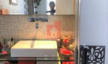 Imagem 7: Linda cobertura em Moema, possui 110m², impecável, a planta original possui 2 dormitórios