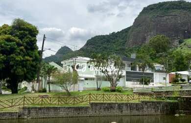 Imagem 6: Casa para venda com 240 metros quadrados com 3 quartos na Freguesia de Jacarepaguá
