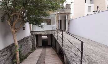 Imagem 2: Lindo Sobradão - 200m² - 5 Vagasw - Reforma Impecável