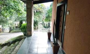 Imagem 5: Casa para venda com 365 metros quadrados com 3 quartos em Bingen - Petrópolis - RJ