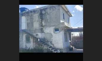 Imagem: Casa em barra de jangada