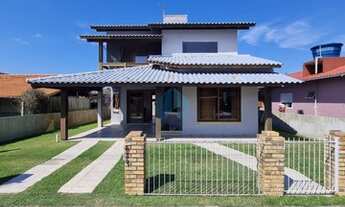 Imagem 2: Bela Casa Localizada no Bairro Areias de Palhocinha, em Garopaba!