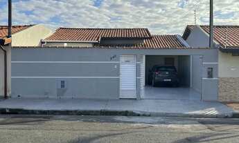 Imagem: Casa térrea recém reformada!