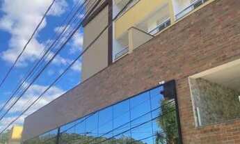 Imagem 4: Apartamento com 02 Dormitórios (sendo 01 suíte), varanda e 2 vagas de garagem. Localizado