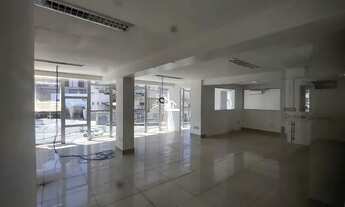 Imagem 2: Excelente Sala Comercial - 2º Andar - Perfeita Localização- 160M2 - Semi Mobiliada