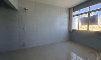 Imagem 2: Apartamento para venda possui 57 metros quadrados com 1 quarto em Centro - Florianópolis