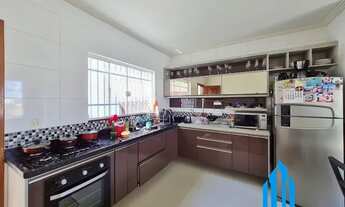 Imagem 4: Casa para venda tem 204 metros quadrados com 3 quartos em Jardim Boa Vista - Guarapari - E