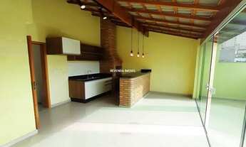 Imagem 2: Sobrado Decorado e Mobiliado com Cobertura, Churrasqueira, 2 suítes e 1 vaga de garagem