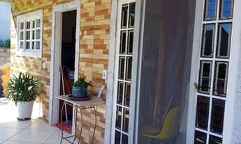 Imagem: VENDO CASA COM QUINTAL EM CARIACICA