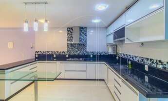 Imagem 5: QE 46 - 4 QUARTOS, 2 SUÍTES, TERRAÇO E GARAGEM COBERTOS!