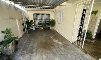 Imagem: VENDO casa grande no centro