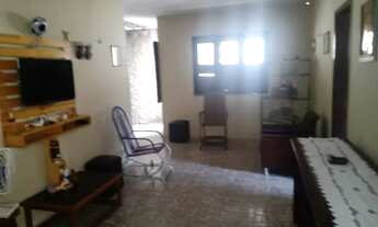 Imagem 4: Casa para venda possui 142 metros quadrados com 3 quartos em São Gerardo - Fortaleza - CE