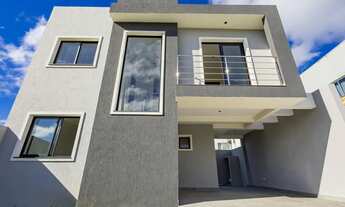 Imagem: Sobrado à venda com 3 quartos em Santa