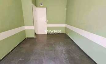 Imagem 5: LOJÃO MÉIER - Dias da Cruz - Em frente ao Habbib´s e Mercado Assaí - Salão - Vagas