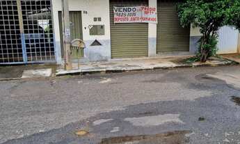 Imagem: Depósito e apartamento