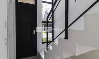 Imagem 4: Sobrado Triplex com 3 Dormitórios, 1 Suíte, 157 m², à venda por R$ 1.250.000 - Xaxim, Curi