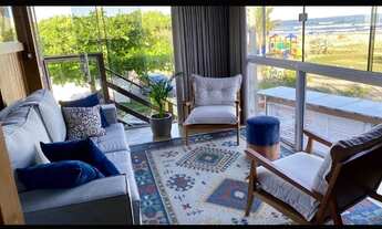 Imagem: Casa temporada frente à praia em Imbituba