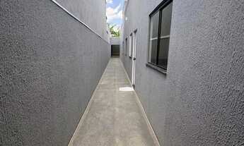 Imagem 5: Casa 3 quartos na Vila Bonsucesso, perto do Colégio Militar, entrada a partir de