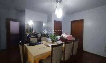 Imagem 7: ALUGA AMPLO SOBRADO COM 04 QUARTOS 02 SUÍTES E DEMAIS COMODOS ÓTIMA LOCALIZAÇÃO!