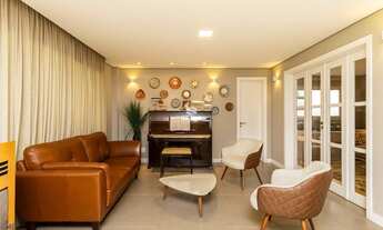 Imagem 6: Casa à venda com 5 quartos no Vista Alegre em Curitiba