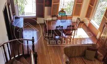 Imagem 4: Imóvel para venda possui 365 metros quadrados com 5 quartos em Laranjeiras - Rio de Janeir