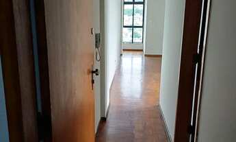 Imagem 4: Quarto e sala com garagem centro