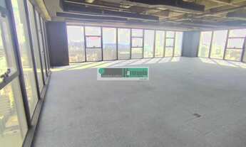 Imagem 3: Conjunto à Venda na Av. Paulista - Em Frente ao Metrô Trianon-MASP