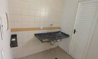 Imagem 6: Vendo ou alugo casa no pq das palmeiras, flores excelente localização e desconto especial