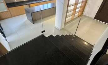 Imagem 2: Sobrado para aluguel e venda possui 400 metros quadrados com 4 quartos