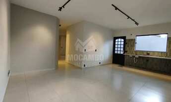 Imagem: Casa de rua / Residencial / Jardim Santa