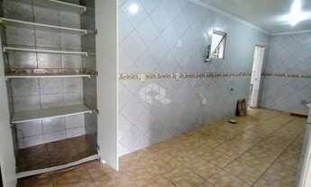 Imagem 6: Apartamento de 2 dormitórios, próximo ao SENAC/Saúde no Passo da Areia em Porto Alegre