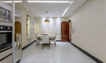 Imagem 6: Casa sobrado com 5 quartos 2 suítes, churrasqueira e localizada à QSA 04 Taguatinga Sul