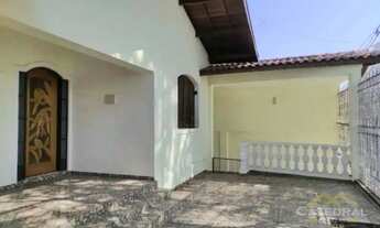 Imagem 3: Casa com edícula à venda | 252 m² | 3 dormitórios sendo 1 suíte | 4 Vagas cobertas