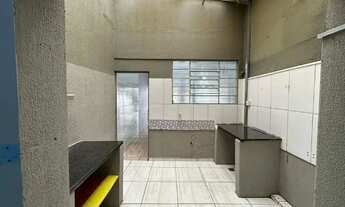 Imagem 3: Espaço Comercial Versátil com Ótima Localização!