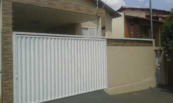 Imagem: Aluga-se casa na R. Bias Fortes, 590 - Centro