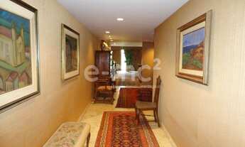 Imagem 2: Apartamento para venda possui 444 metros quadrados com 3 quartos em Leblon - Rio de Janeir