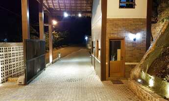 Imagem 2: Casa de condomínio para venda com 300 metros quadrados com 4 quartos