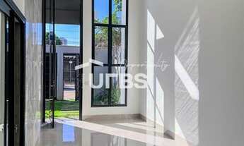 Imagem 2: Casa de Rua - Casa 3 quartos, sendo 3 suítes