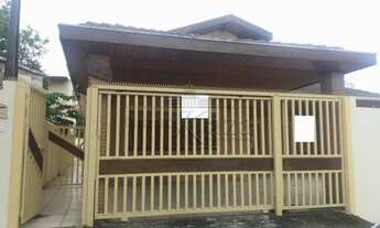 Imagem 4: Casa para aluguel possui 240 metros quadrados com 3 quartos