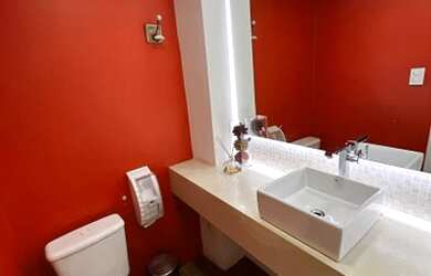 Imagem 7: PISO SUPERIOR DE CASA NO RIO VERMELHO PARA LOCAÇÃO, IDEAL PARA USO COMERCIAL, FRENTE MAR!