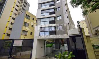 Imagem: Stúdio no Bigorrilho com 1 quarto de 30m²