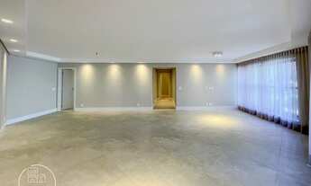 Imagem: REFORMADO, 184 M2 DE ÁREA PRIVATIVA, LAZER