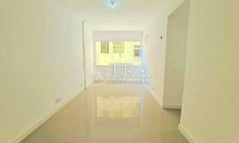 Imagem 7: Laranjeiras- Rua da Laranjeiras. Apartamento desocupado, 2 quartos, reformado. 1 vaga