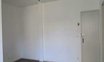 Imagem 2: Apartamento para aluguel possui 70 metros quadrados com 2 quartos em Tijuca - Rio de Janei