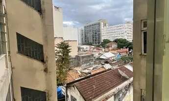 Imagem 6: Sala comercial ou?