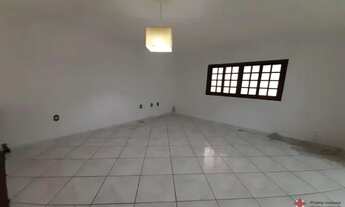 Imagem 3: CASA ASSOBRADA COM 03 DORMITÓRIOS, SALA DE ESTAR, SALA DE JANTAR, COZINHA PLANEJADA, BANHE